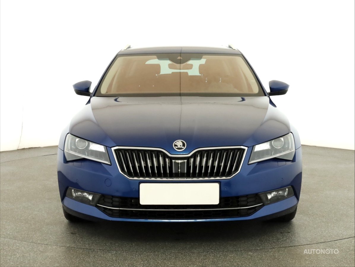 Škoda Superb, 2017 - pohled č. 2