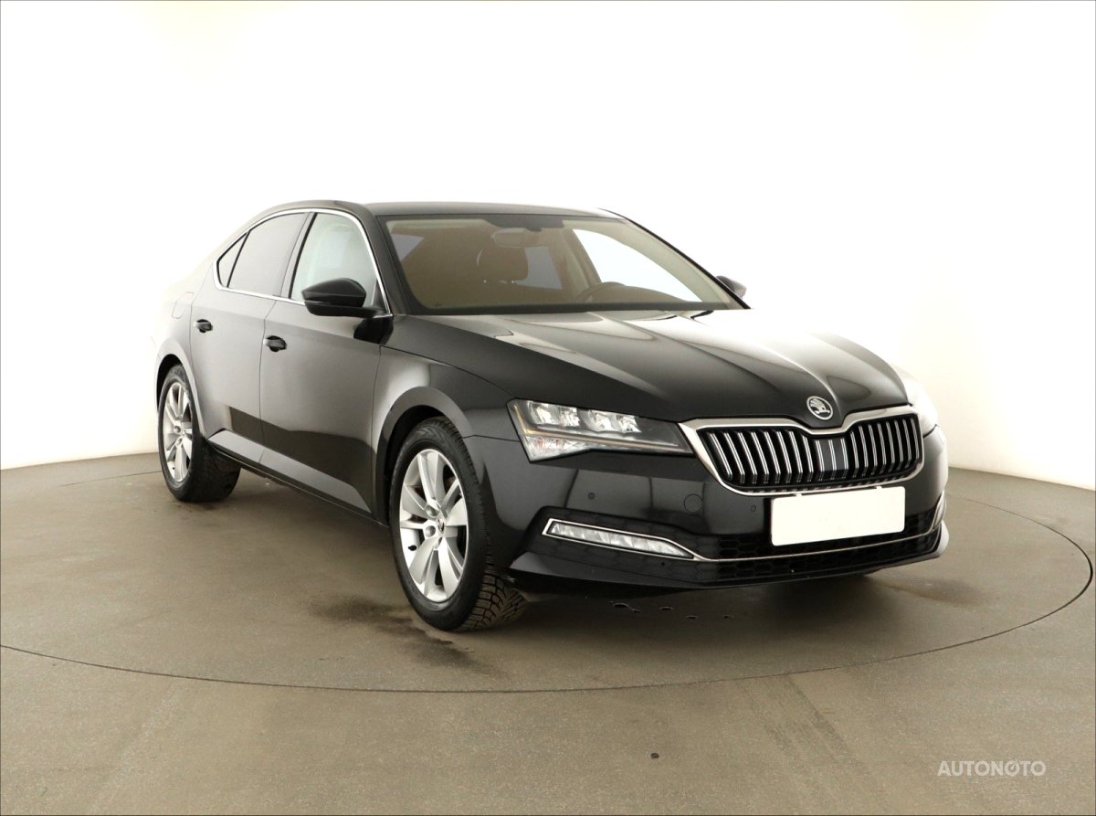 Škoda Superb, 2019 - celkový pohled