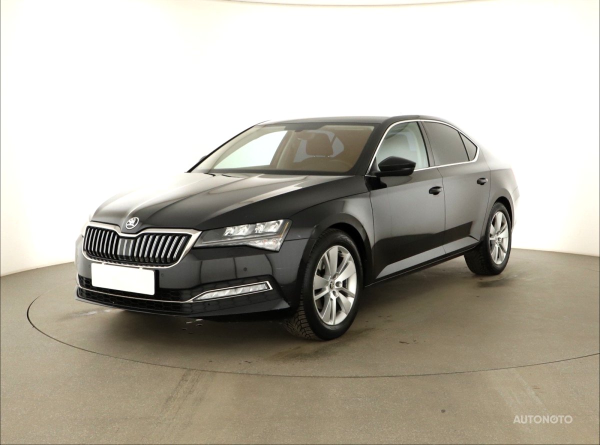 Škoda Superb, 2019 - pohled č. 3