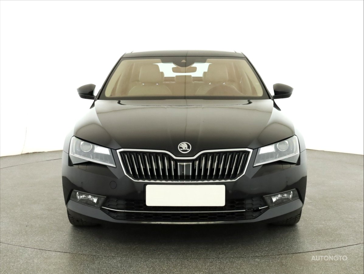 Škoda Superb, 2015 - pohled č. 2