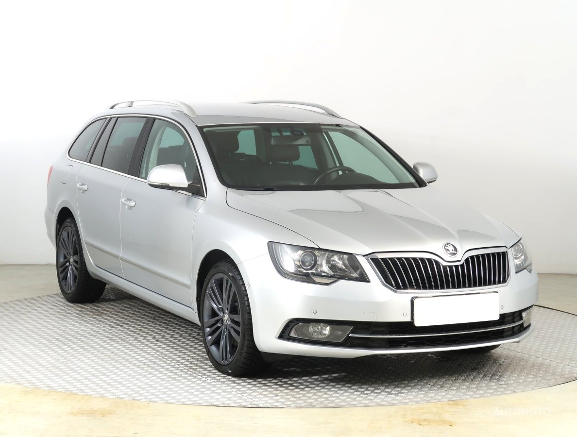 Škoda Superb, 2014 - celkový pohled