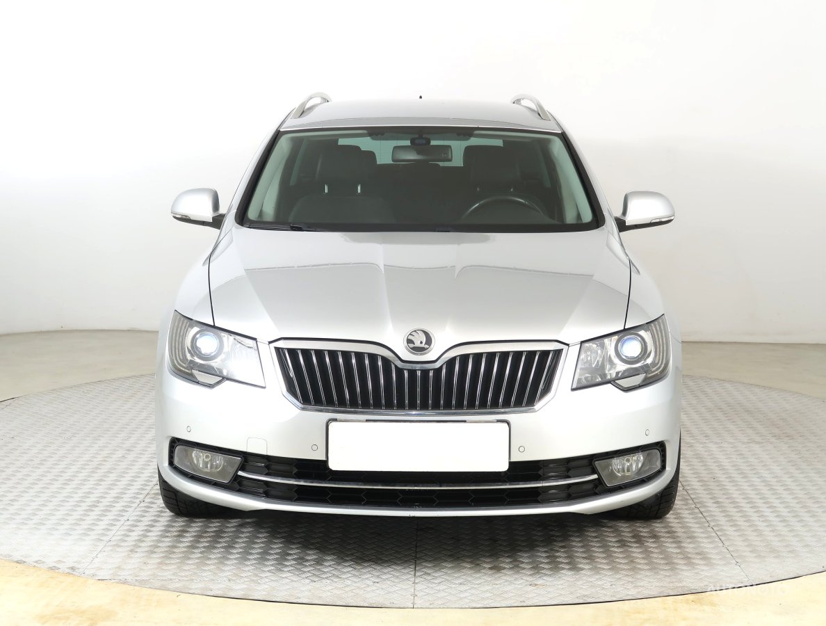 Škoda Superb, 2014 - pohled č. 2
