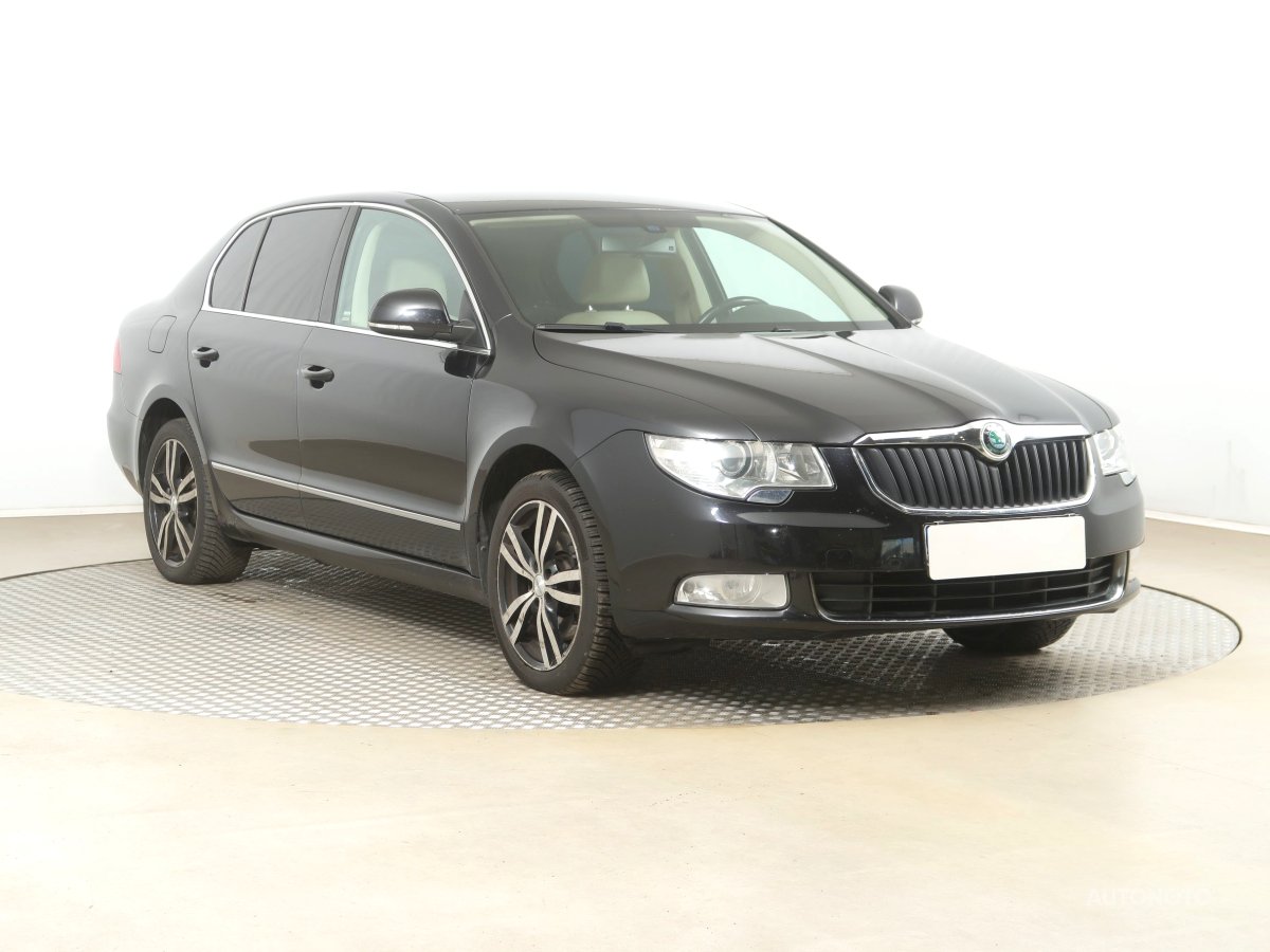 Škoda Superb, 2011 - celkový pohled
