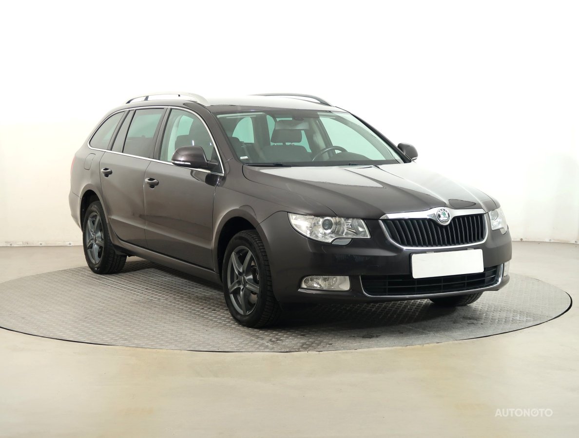 Škoda Superb, 2010 - celkový pohled