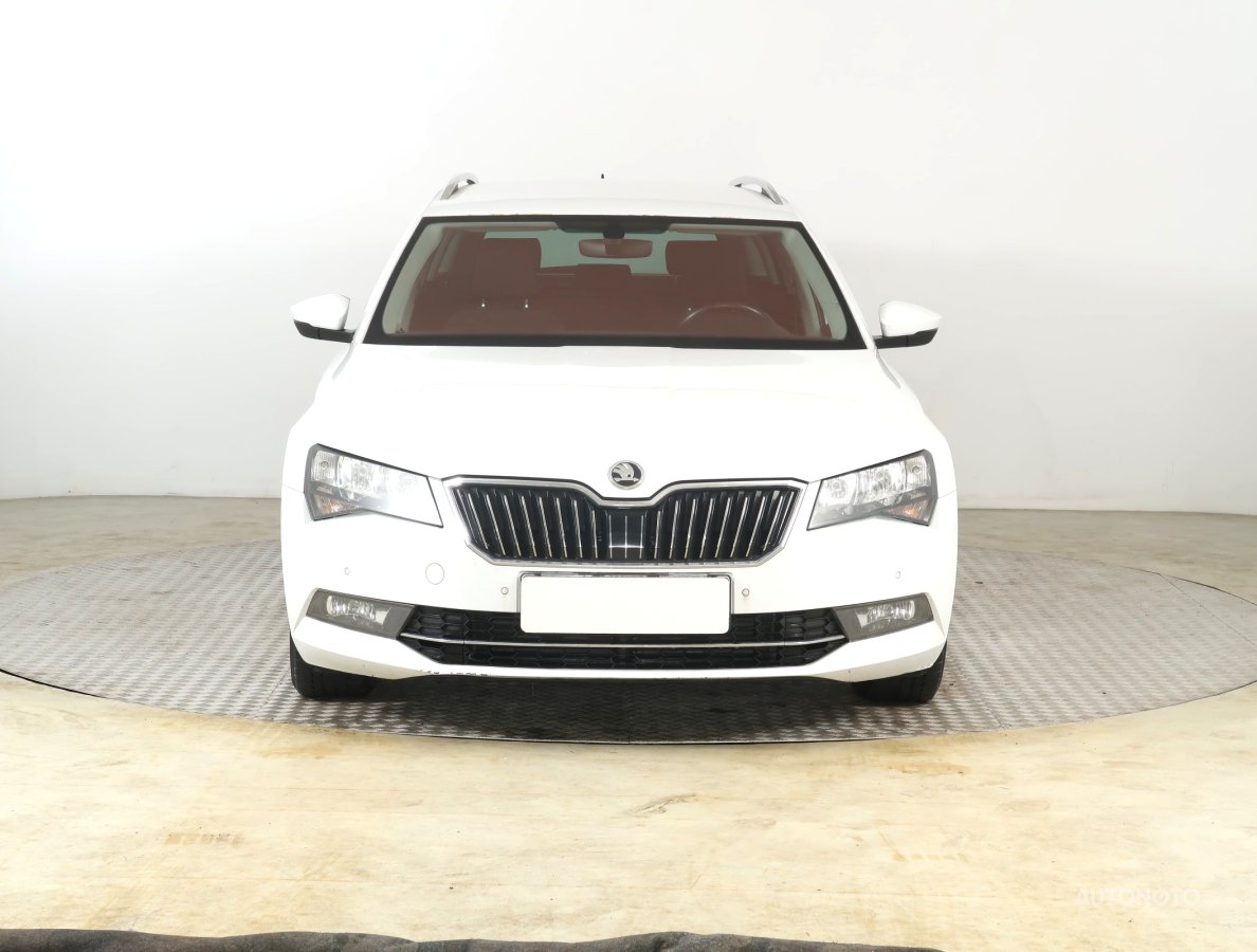 Škoda Superb, 2017 - pohled č. 2