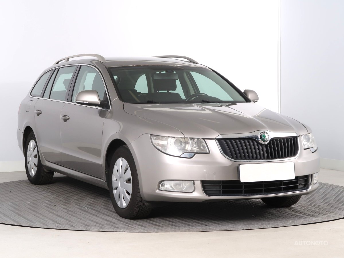 Škoda Superb, 2010 - celkový pohled