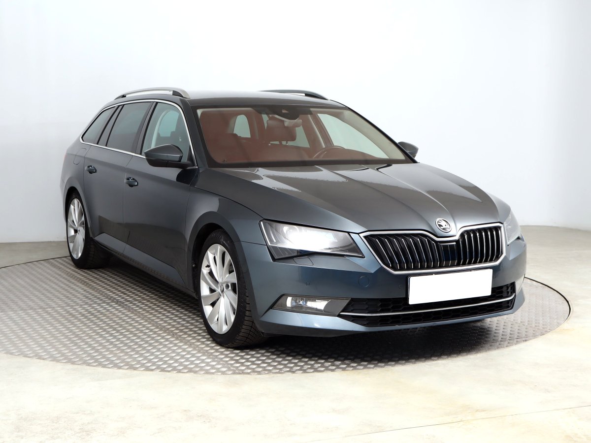 Škoda Superb, 2017 - celkový pohled