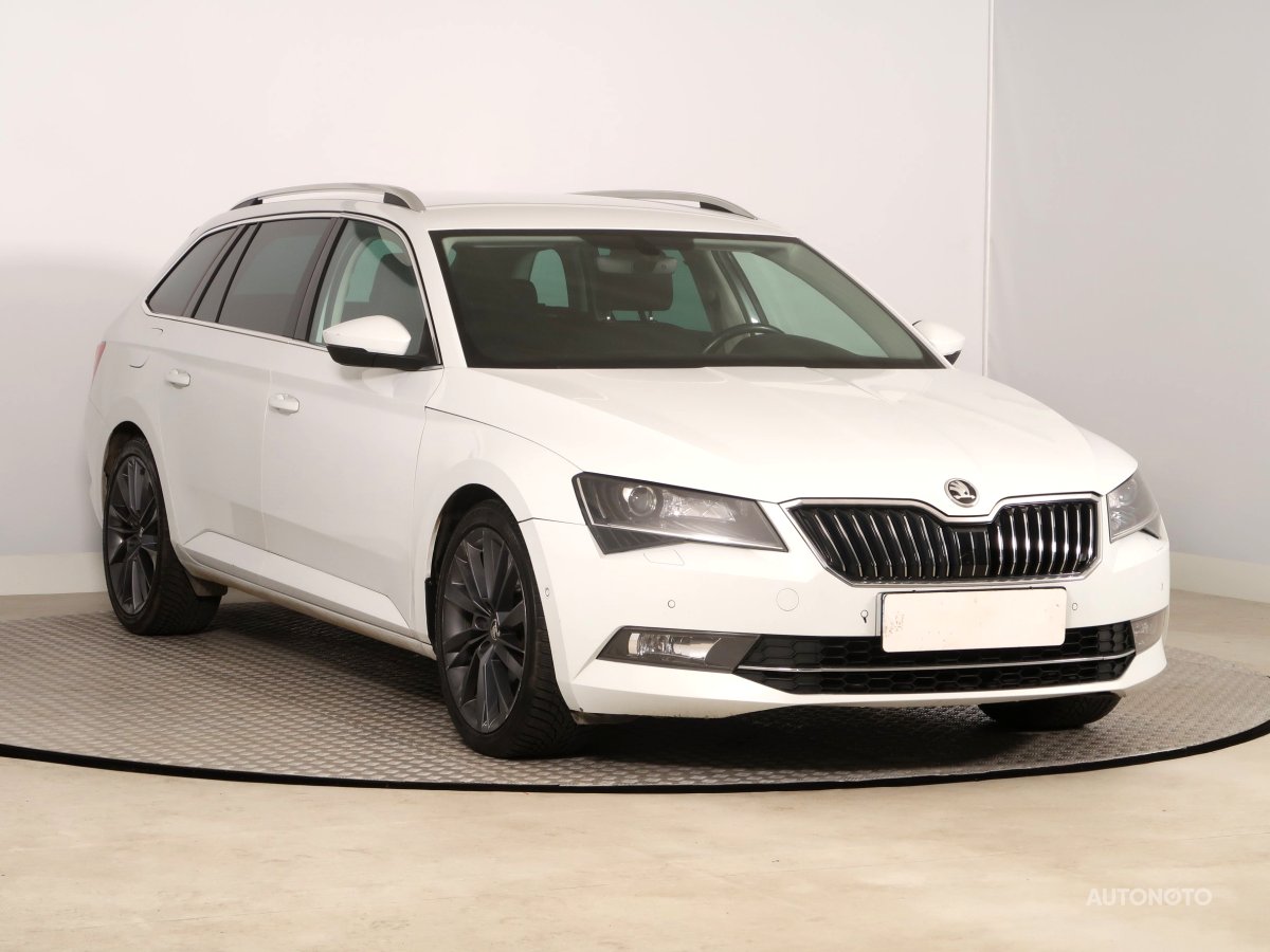 Škoda Superb, 2018 - celkový pohled