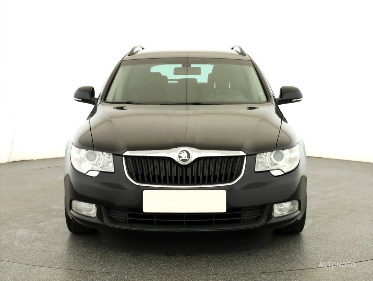 Škoda Superb, 2011 - pohled č. 2
