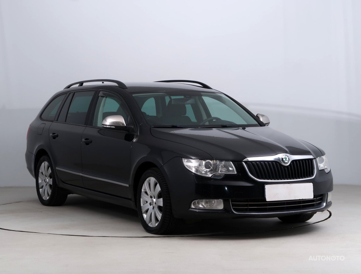Škoda Superb, 2011 - celkový pohled