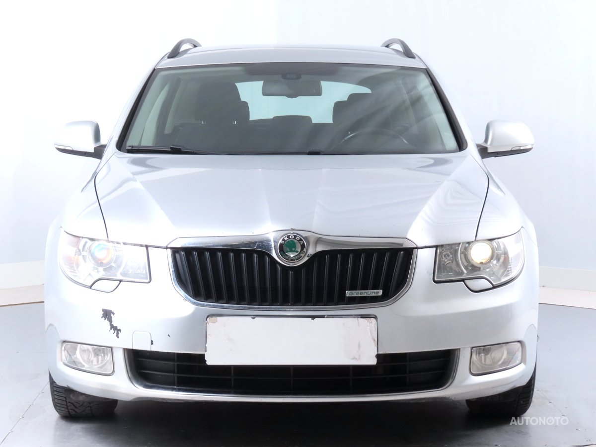 Škoda Superb, 2011 - pohled č. 2