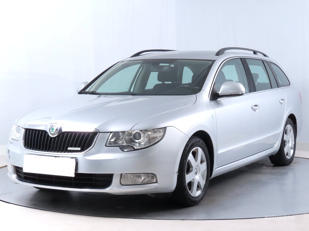 Škoda Superb, 2011 - pohled č. 3
