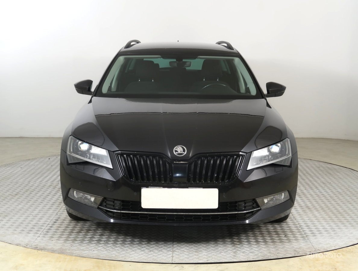 Škoda Superb, 2016 - pohled č. 2