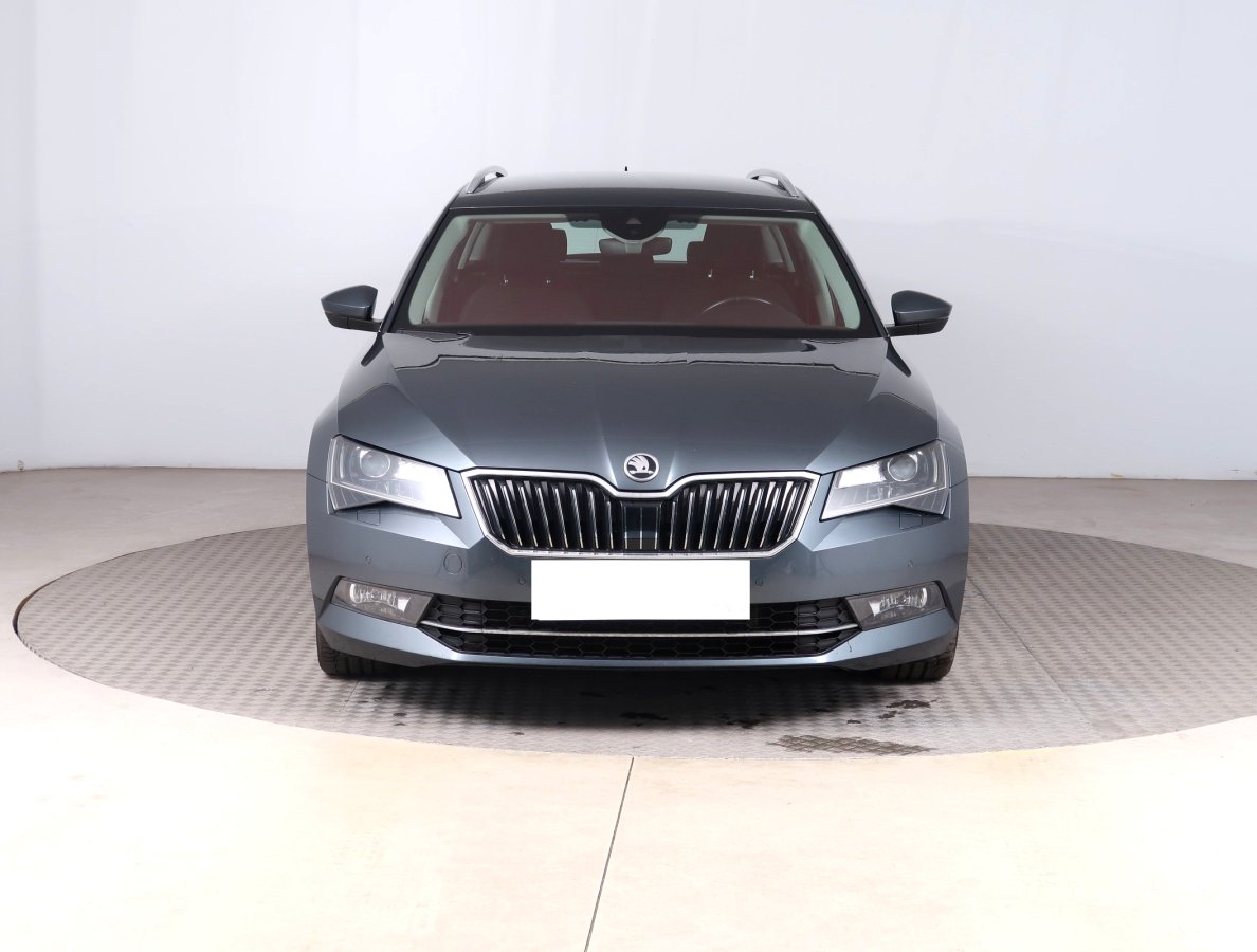 Škoda Superb, 2018 - pohled č. 2