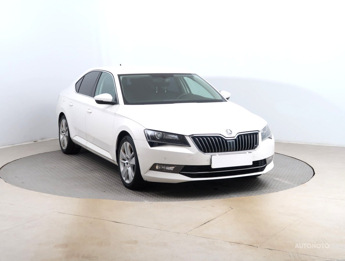 Škoda Superb, 2015 - celkový pohled