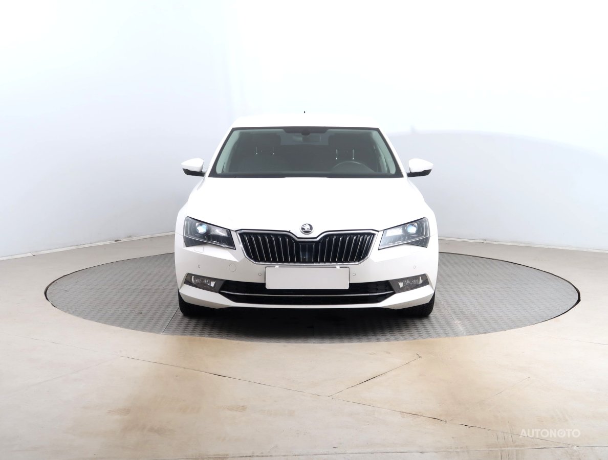 Škoda Superb, 2015 - pohled č. 2