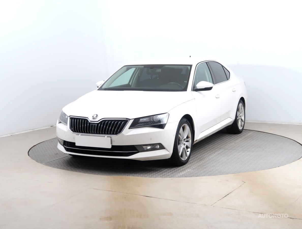 Škoda Superb, 2015 - pohled č. 3