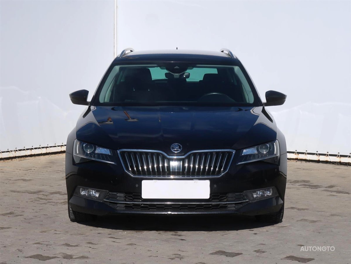 Škoda Superb, 2017 - pohled č. 2