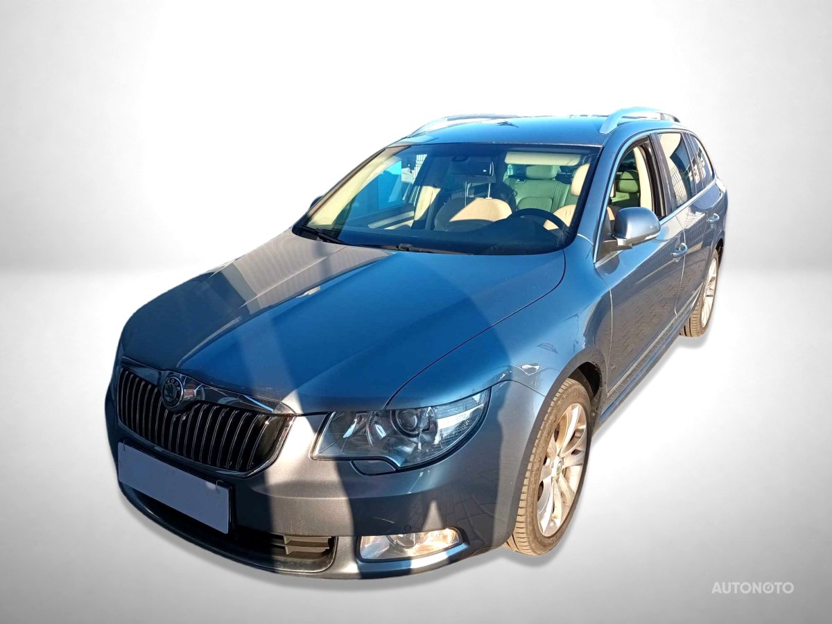 Škoda Superb, 2011 - celkový pohled