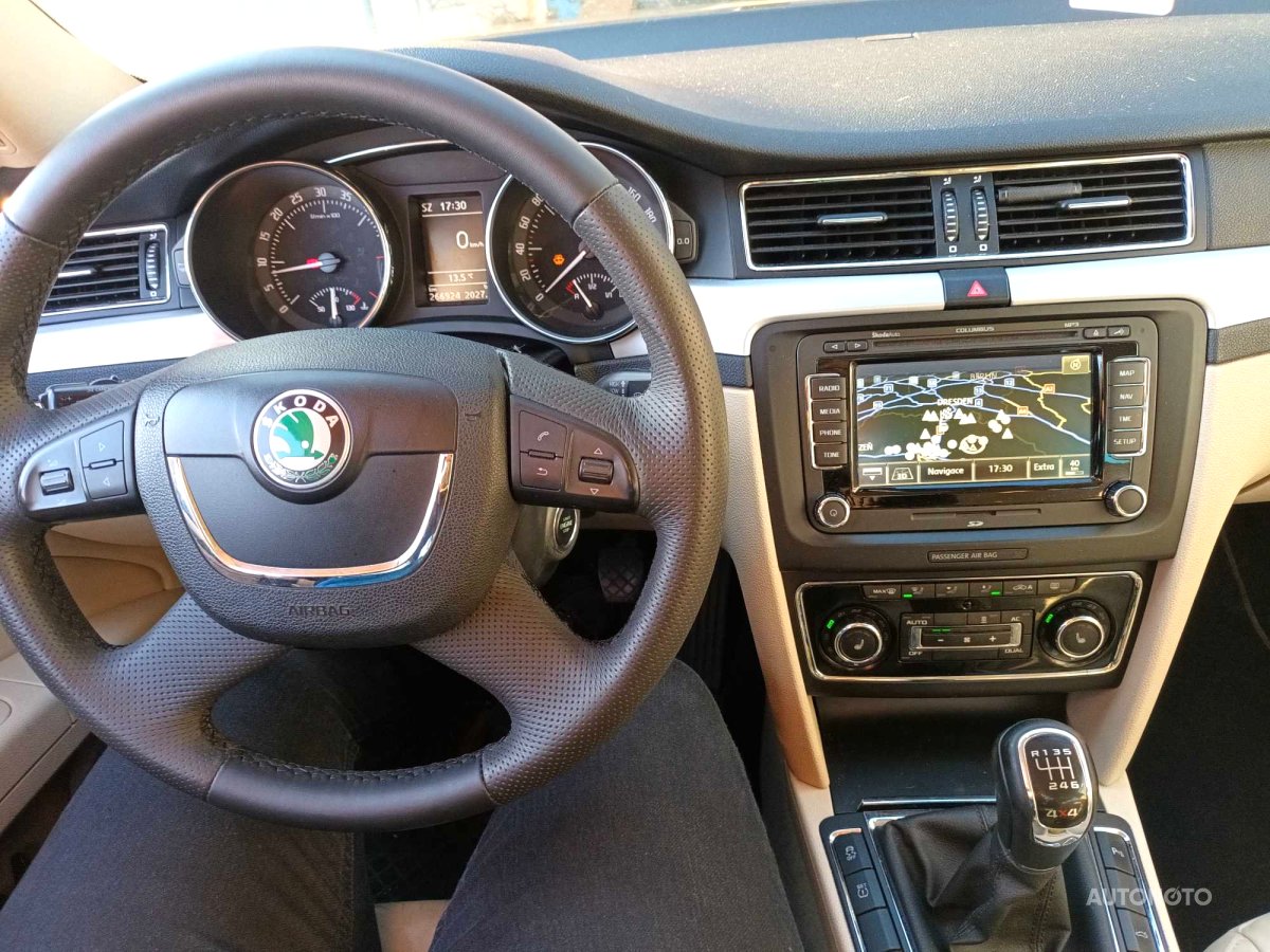 Škoda Superb, 2011 - pohled č. 3