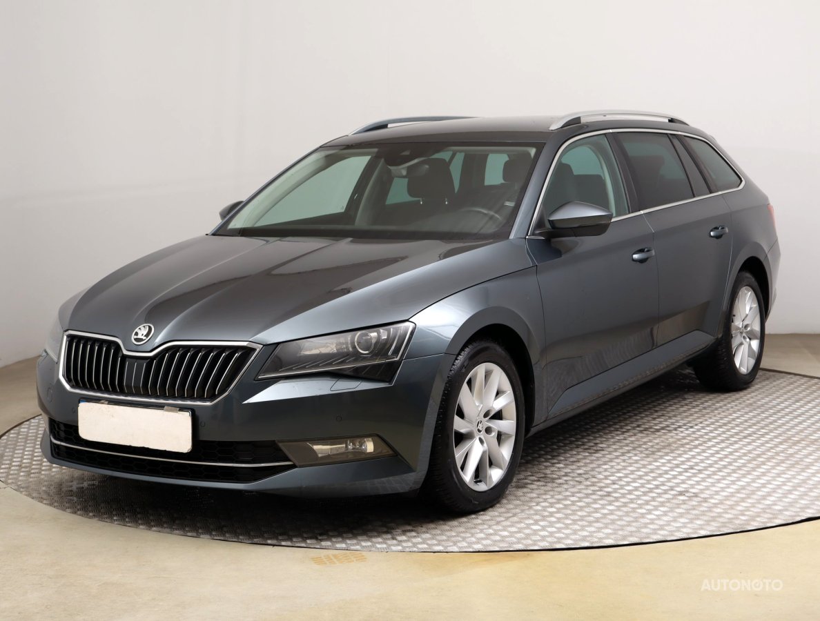Škoda Superb, 2017 - pohled č. 3