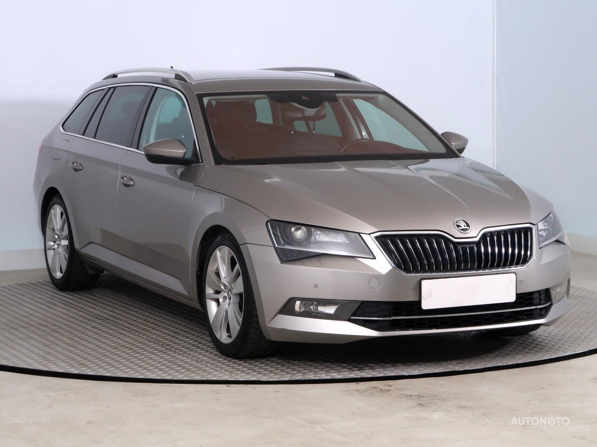 Škoda Superb, 2016 - celkový pohled