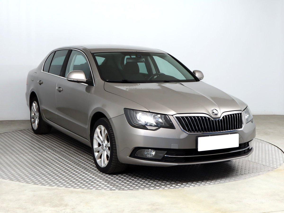 Škoda Superb, 2015 - celkový pohled