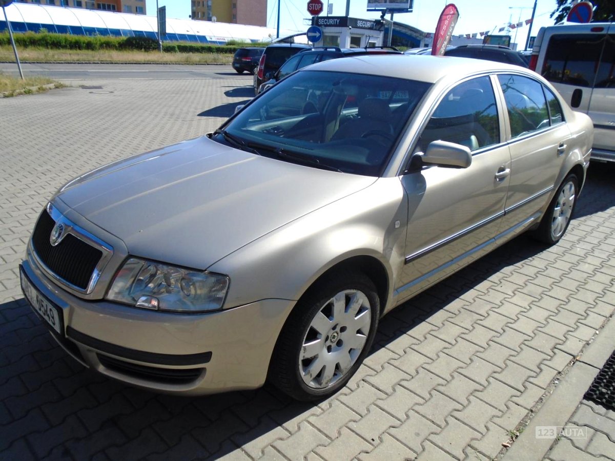 Škoda Superb, 2004 - pohled č. 3