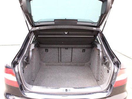 Škoda Superb, 2011 - pohled č. 10