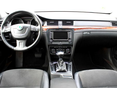 Škoda Superb, 2011 - pohled č. 13