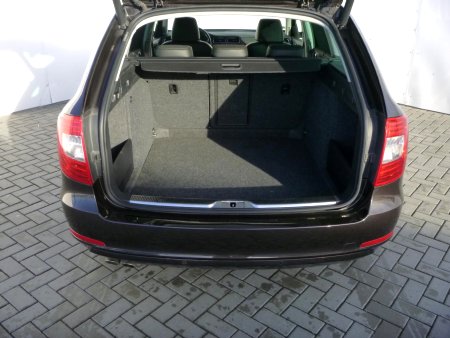 Škoda Superb, 2013 - pohled č. 8