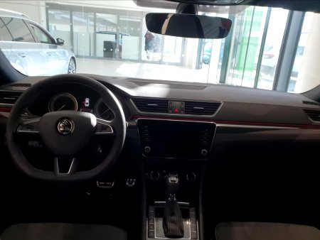 Škoda Superb, 2018 - pohled č. 11