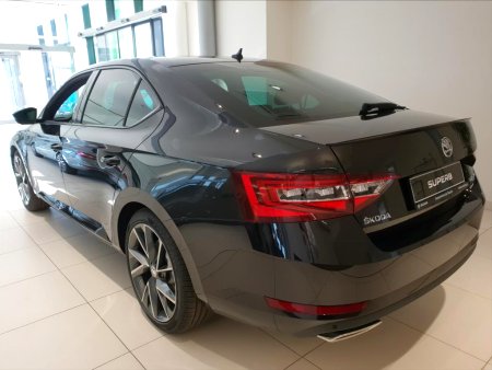 Škoda Superb, 2018 - pohled č. 7