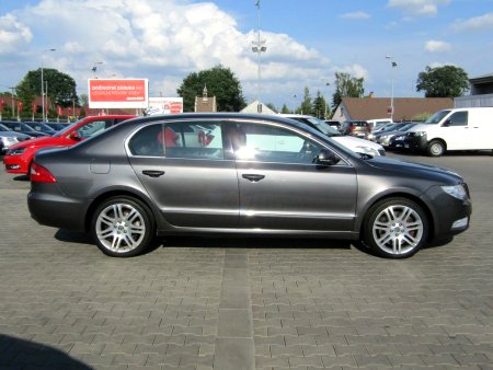Škoda Superb, 2010 - pohled č. 4
