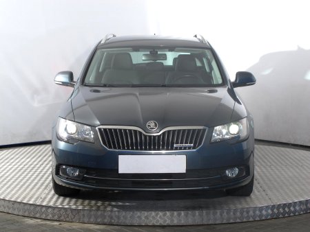 Škoda Superb, 2014 - pohled č. 2