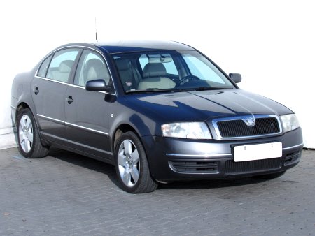 Škoda Superb, 2005
