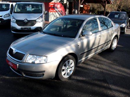 Škoda Superb, 2007 - pohled č. 3