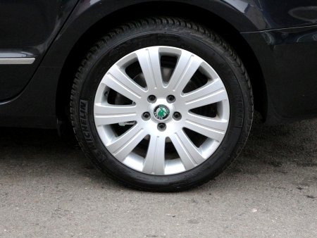 Škoda Superb, 2012 - pohled č. 12