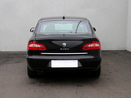 Škoda Superb, 2012 - pohled č. 6