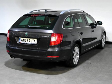 Škoda Superb, 2010 - pohled č. 3