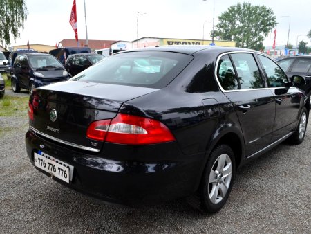 Škoda Superb, 2011 - pohled č. 3