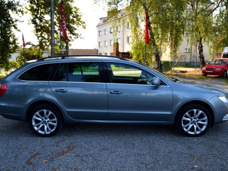 Škoda Superb, 2012 - pohled č. 2