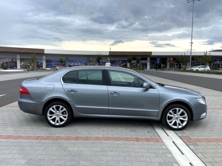 Škoda Superb, 2011 - pohled č. 2