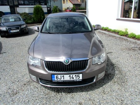 Škoda Superb, 2011