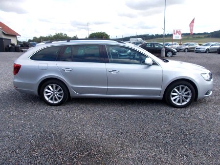 Škoda Superb, 2014 - pohled č. 3