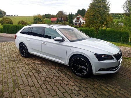 Škoda Superb, 2015