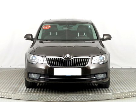 Škoda Superb, 2014 - pohled č. 2