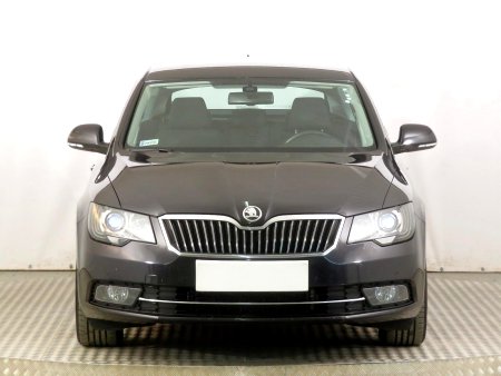 Škoda Superb, 2014 - pohled č. 2