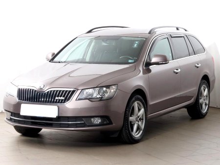 Škoda Superb, 2014 - pohled č. 3