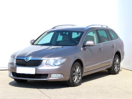 Škoda Superb, 2011 - pohled č. 3